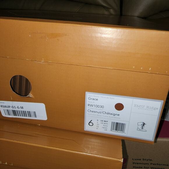 EMU RIDGE NWT WOMENS GRACE SUEDE MID BOOTS - Picture 4 of 10